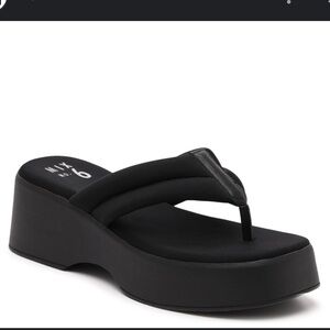 Mix No. 6 Black Platform Flip Flop Sandals
